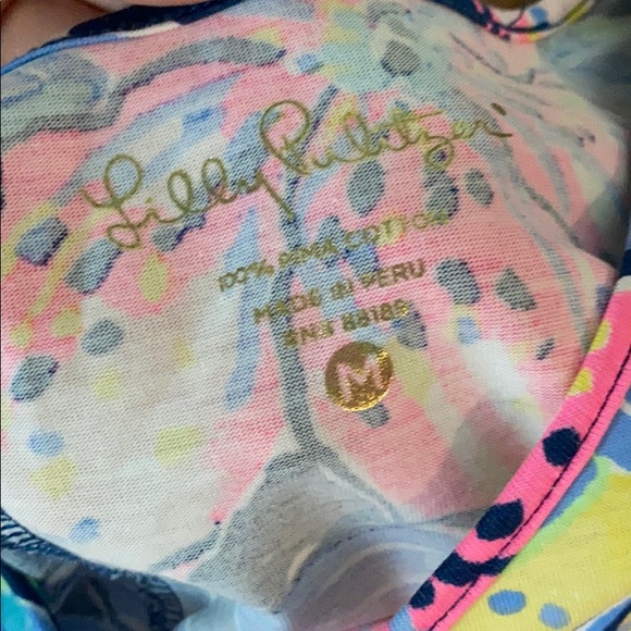 Great condition short sleeve Lilly! - Picture 2 of 4